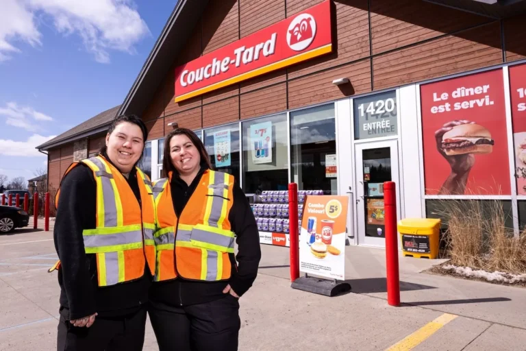 Couche-Tard Store